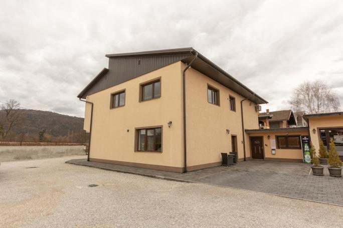 Pansion San Hotel Bihac Bagian luar foto