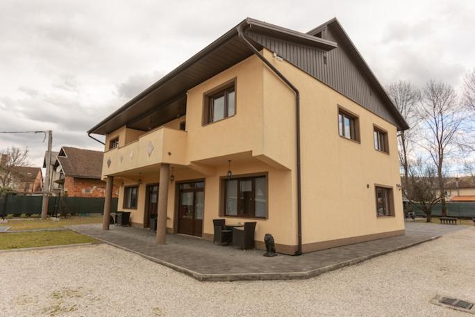 Pansion San Hotel Bihac Bagian luar foto