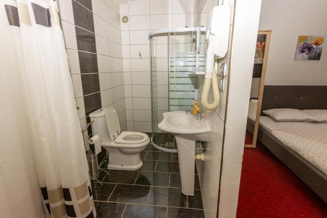 Pansion San Hotel Bihac Bagian luar foto